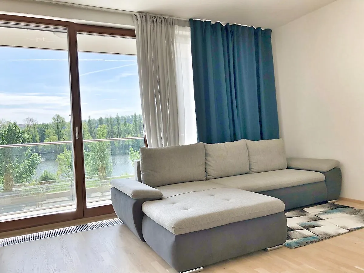 Luxury Riverside By Refa Group Apartment Prague